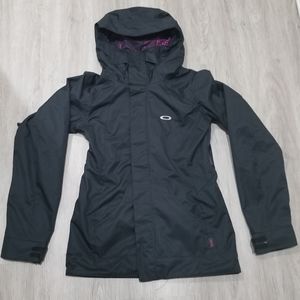 Oakley women's snow jacket